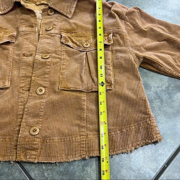 Free People Evelyn Corduroy Crop Boxy Jacket Cognac Sz S Boho Biker Grunge EUC - Picture 11 of 12